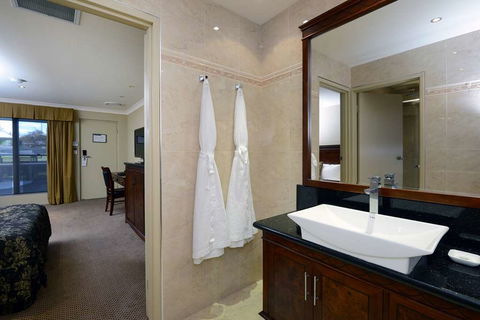 Powerhouse Hotel Armidale By Rydges - Broome Tourism 3