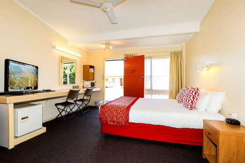 Comfort Inn Premier Coffs Harbour - Broome Tourism 2