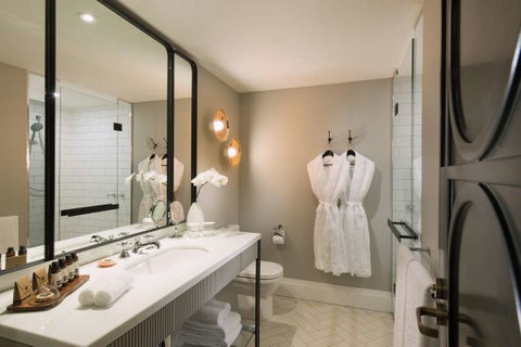 Mayfair Hotel - Broome Tourism 7