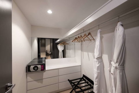 Hilton Adelaide - Broome Tourism 16