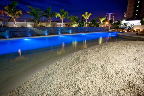 Wyndham Surfers Paradise Resort - Broome Tourism 11