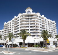 Phoenician Resort - Broome Tourism