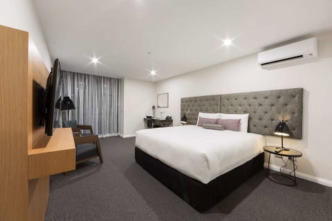 Avenue Hotel Canberra - Broome Tourism 2