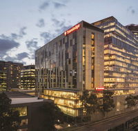 Travelodge Melbourne Docklands - Broome Tourism