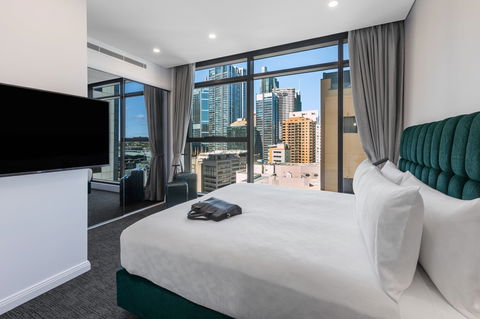 Meriton Suites Sussex Street, Sydney - Broome Tourism 0