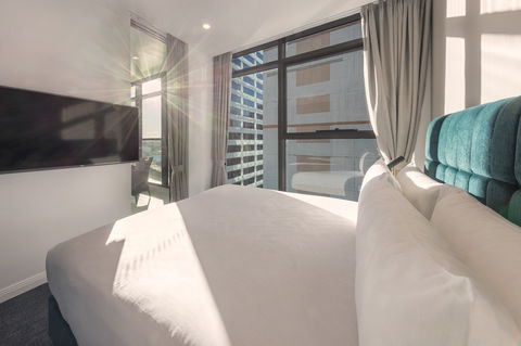 Meriton Suites Sussex Street, Sydney - Broome Tourism 12
