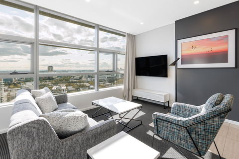Meriton Suites Zetland - Broome Tourism 15