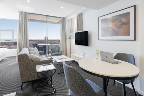 Meriton Suites Zetland - Broome Tourism 16