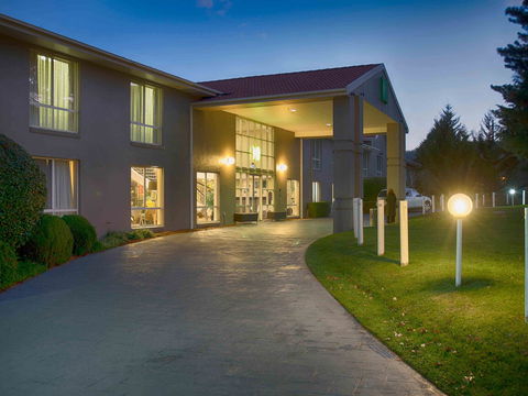 Ibis Styles Canberra - Broome Tourism 2
