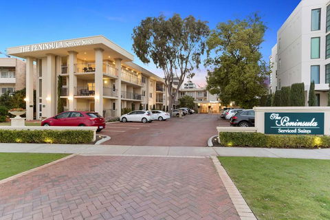 The Peninsula Riverside Apartments - Broome Tourism 0