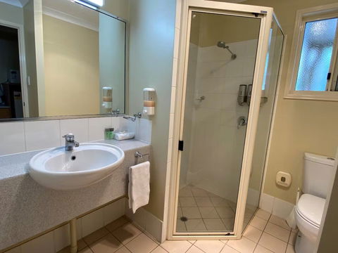 Gayndah Colonial Motor Inn - Broome Tourism 2