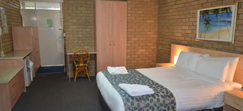 Tropicana Motor Inn - Broome Tourism 1