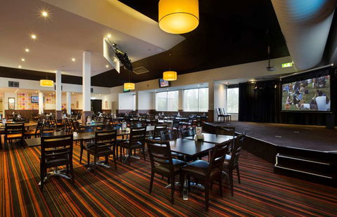 Nightcap At Gateway Hotel - Broome Tourism 5