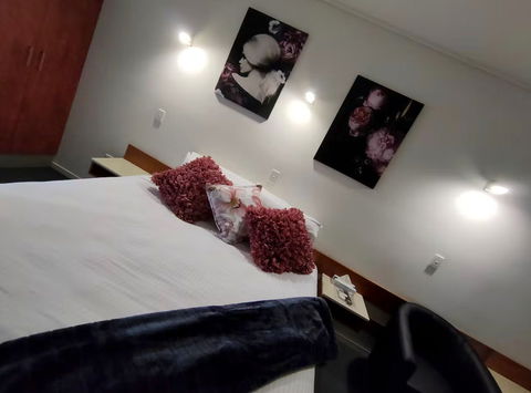 Ayr Traveller's Motel - Broome Tourism 7