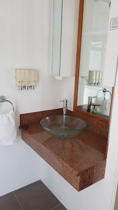 Ayr Traveller's Motel - Broome Tourism 9