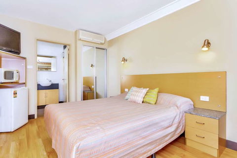 Econo Lodge Karratha - Broome Tourism 8