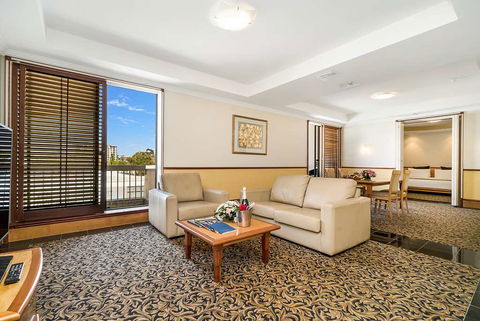 Mindil Beach Resort Casino - Broome Tourism 2