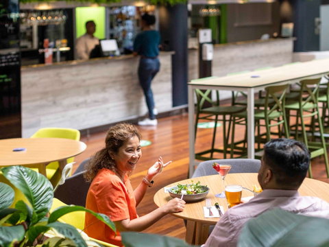 Novotel Darwin Atrium - Broome Tourism 13