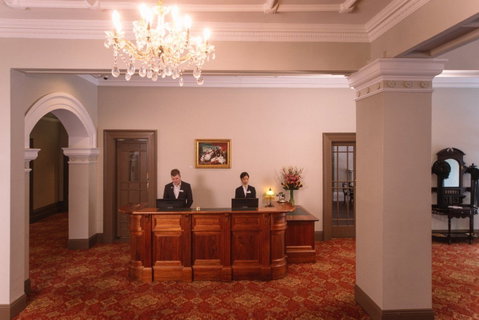 Hadley's Orient Hotel - Broome Tourism 1