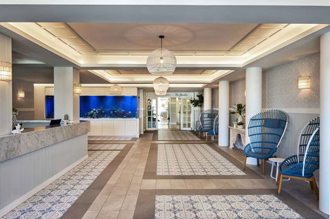 The Beachcomber Hotel & Resort - Broome Tourism 1