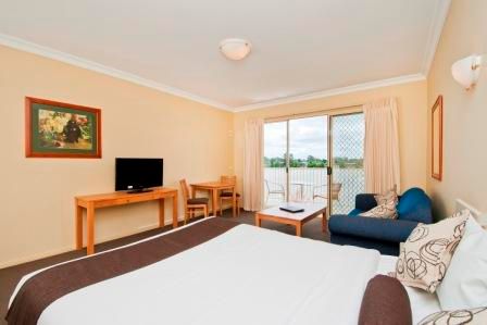 Nagambie Waterfront Motel - Broome Tourism 1