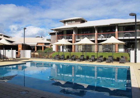 Margarets In Town Apartments - Broome Tourism 0