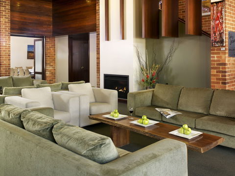 Margarets In Town Apartments - Broome Tourism 2