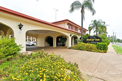Narrandera Club Motor Inn - Broome Tourism 0