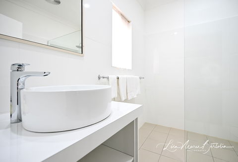 Narrandera Club Motor Inn - Broome Tourism 2