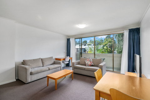 Knox International Hotel - Broome Tourism 1