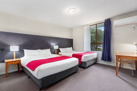 Knox International Hotel - Broome Tourism 3