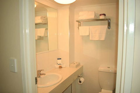 Best Western Parkside Motor Inn - Broome Tourism 11