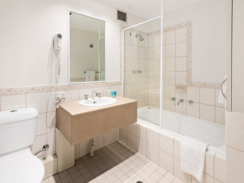 All Suites Perth - Broome Tourism 8
