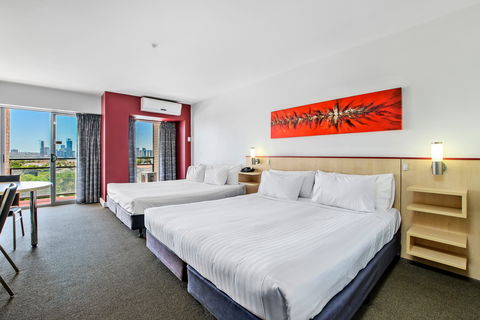 Metro Hotel Perth, South Perth - Broome Tourism 8