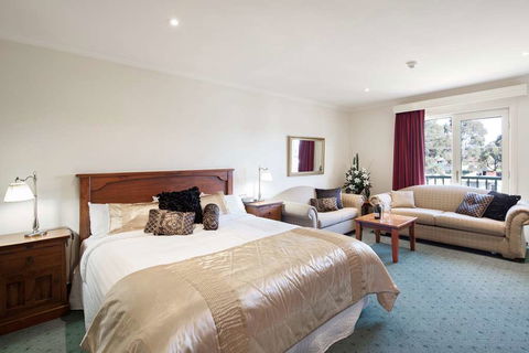 Best Western Crystal Inn - Broome Tourism 4