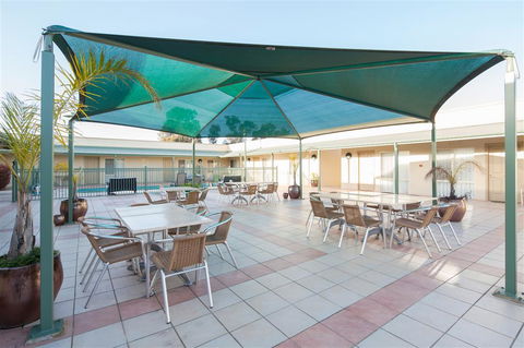 Best Western Crystal Inn - Broome Tourism 14