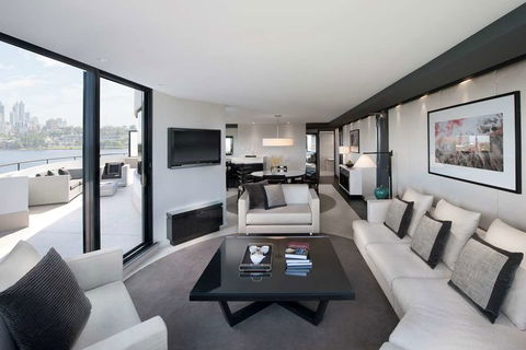 Crown Metropol Perth - Broome Tourism 9