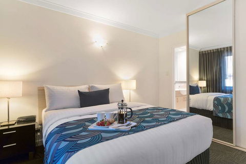 The Peninsula Riverside Apartments - Broome Tourism 4