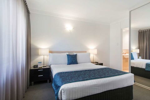 The Peninsula Riverside Apartments - Broome Tourism 11
