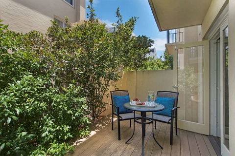 The Peninsula Riverside Apartments - Broome Tourism 15