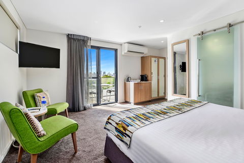 Metro Hotel Perth, South Perth - Broome Tourism 7