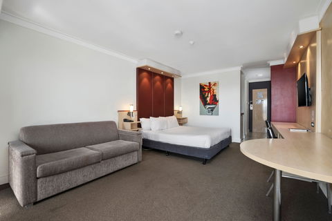 Metro Hotel Perth, South Perth - Broome Tourism 12