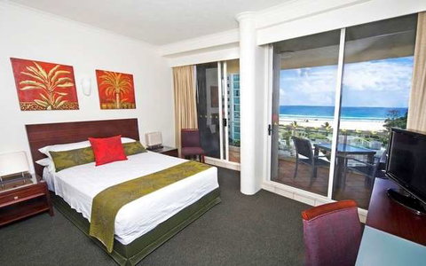Mantra Twin Towns Coolangatta - Broome Tourism 5