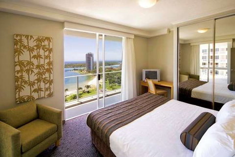 Mantra Twin Towns Coolangatta - Broome Tourism 11