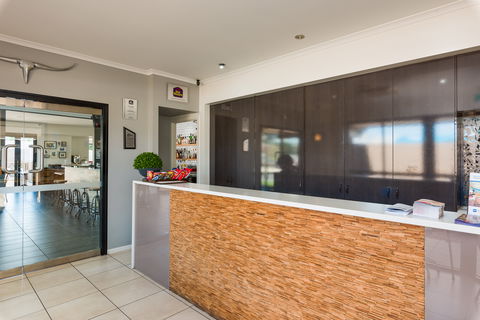 The Stirling Hotel Rockhampton - Broome Tourism 0