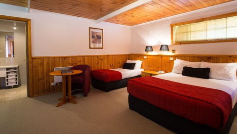 Tall Timbers - Broome Tourism 1