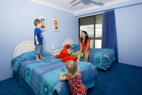 Gemini Court Holiday Apartments - Broome Tourism 4
