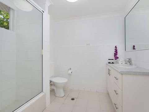 Cairns City Palms - Broome Tourism 1
