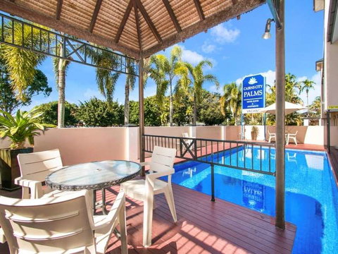 Cairns City Palms - Broome Tourism 4