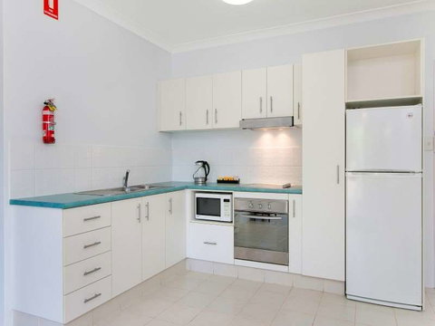 Cairns City Palms - Broome Tourism 12